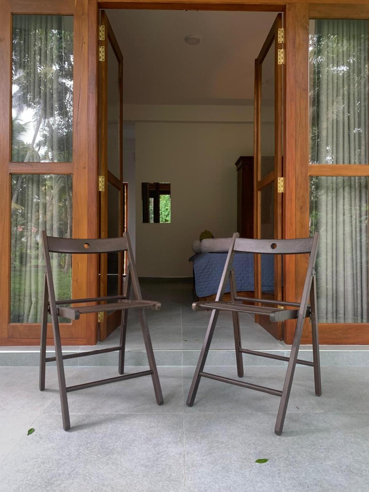 Sebastian Transit Villa With Free Shuttle Service To Airport Kotugoda Bagian luar foto