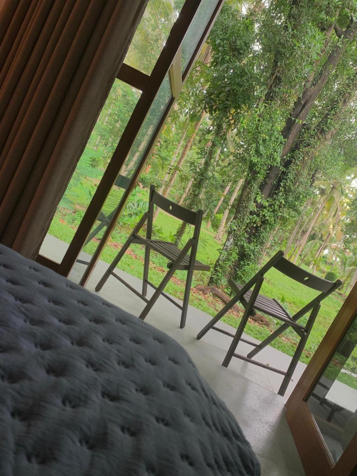 Sebastian Transit Villa With Free Shuttle Service To Airport Kotugoda Bagian luar foto