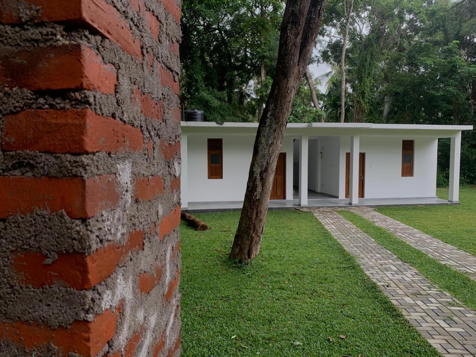 Sebastian Transit Villa With Free Shuttle Service To Airport Kotugoda Bagian luar foto